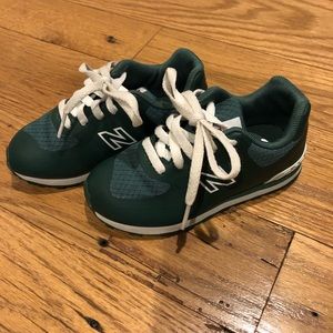 New Balance Boys Toddler Shoes, Size 8